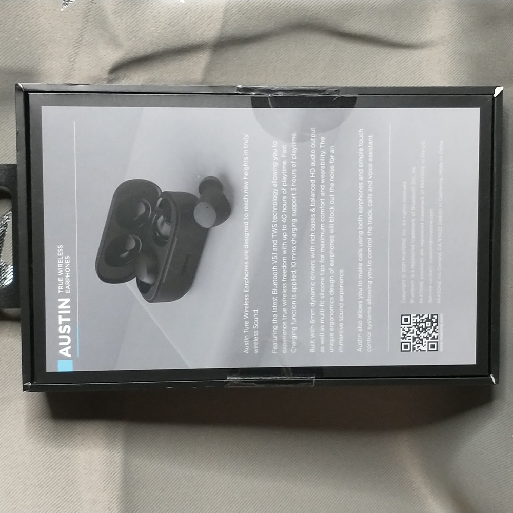 Austin - True wireless Earphones - Picture 2 of 3